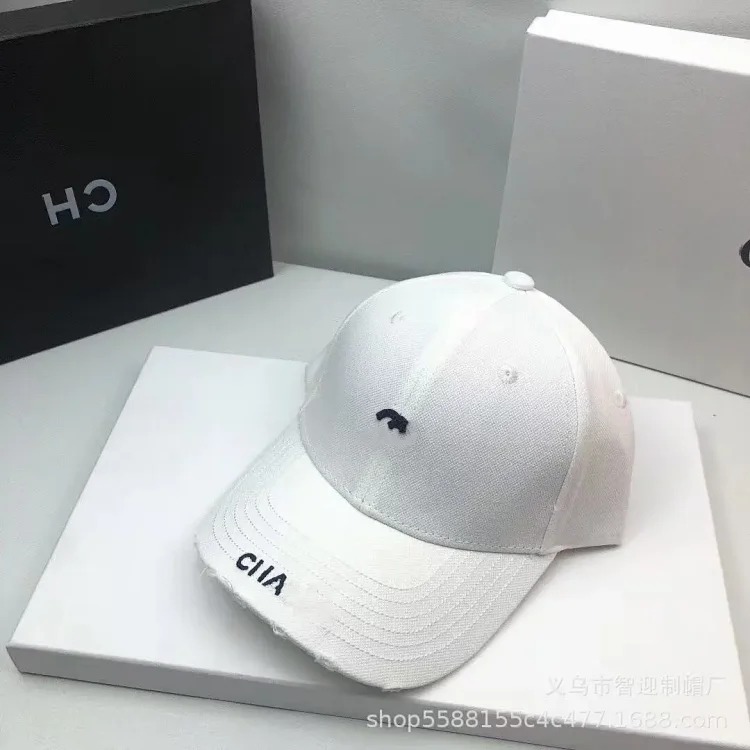 Double embroidered correct letter fashion baseball cap with face display small peaked cap for women and men versatile sun hat
