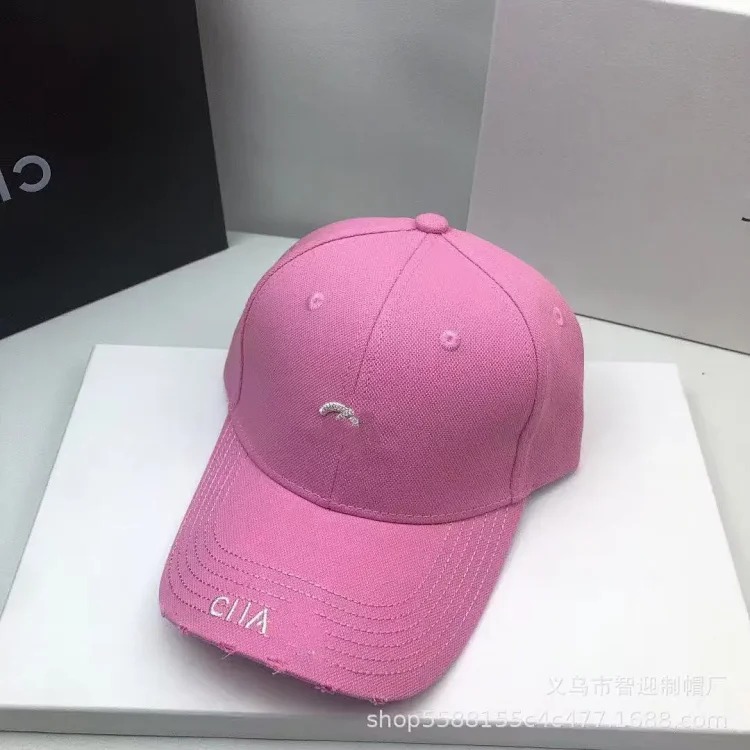 Double embroidered correct letter fashion baseball cap with face display small peaked cap for women and men versatile sun hat
