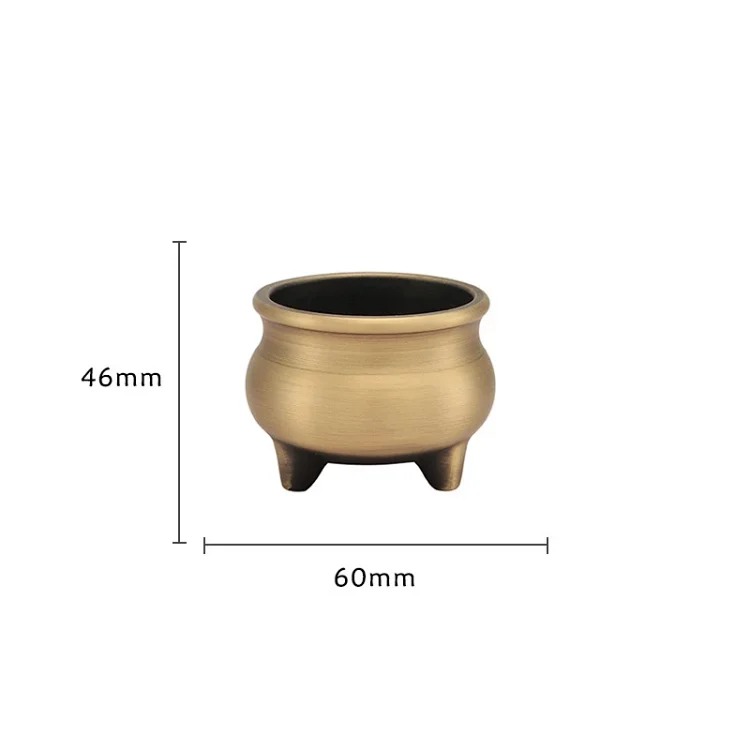 Copper incense burner household incense burner ornaments three-legged antique Xuande small incense burner line incense incense brass sandalwood burner wholesale image 3