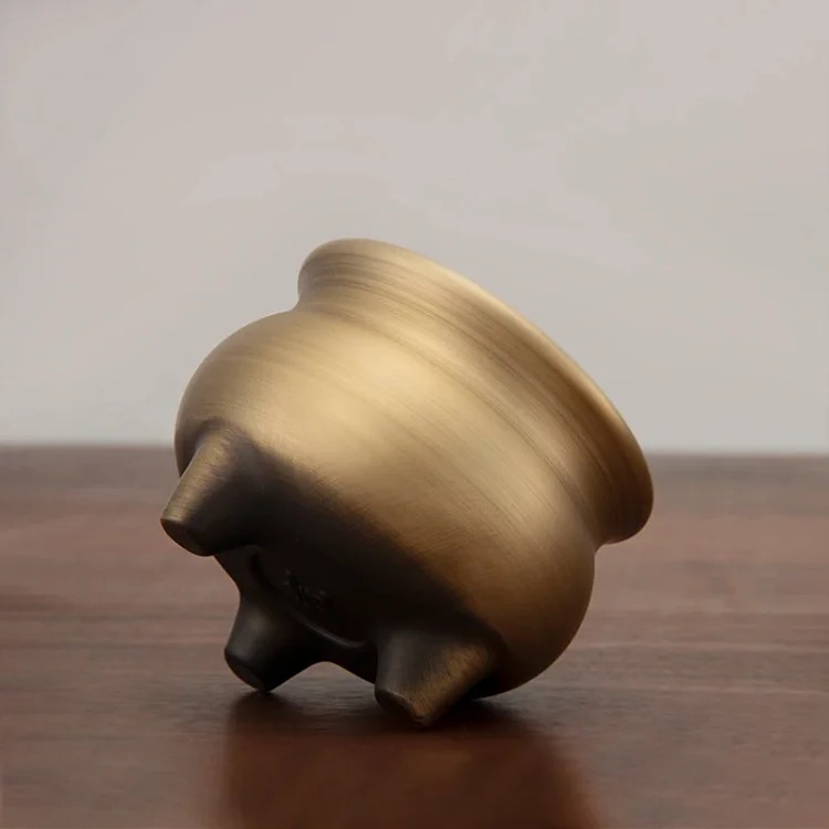 Copper incense burner household incense burner ornaments three-legged antique Xuande small incense burner line incense incense brass sandalwood burner wholesale image 8