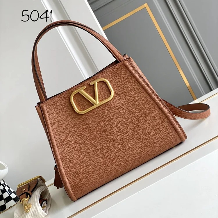 Shoulder bag image 6