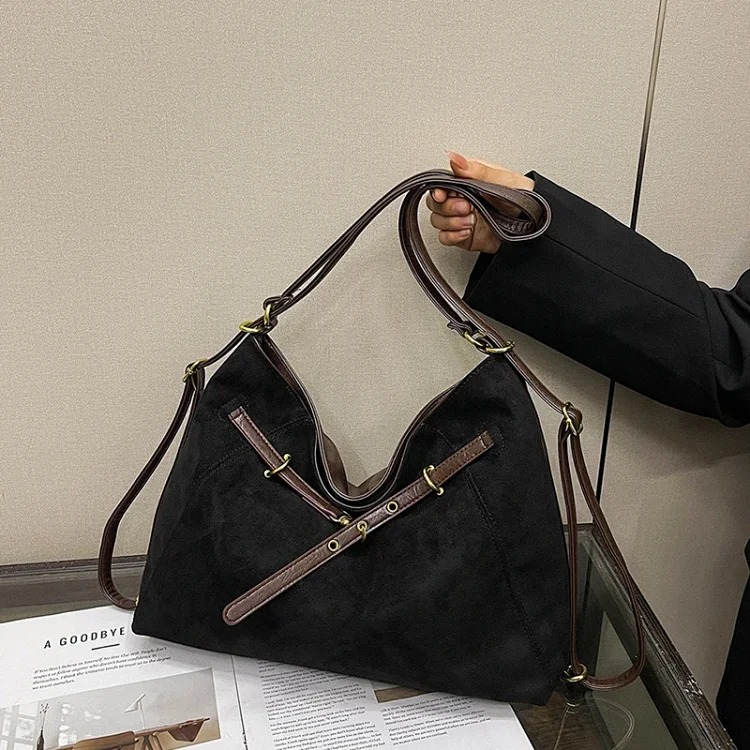 Souvenir shoulder crossbody bag for women, new fashion, high-end, light luxury, versatile commuting large capacity tote bag