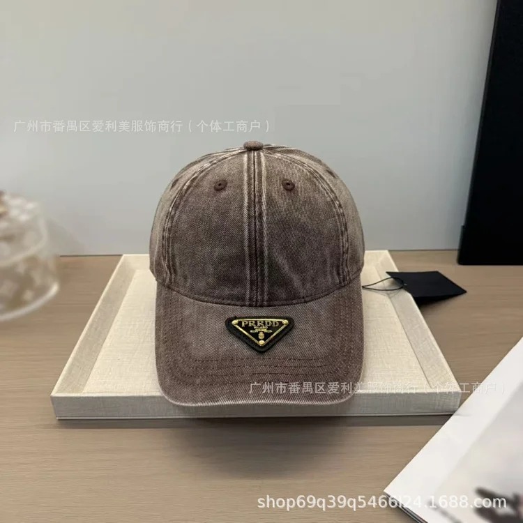 Prada Spot retro washed old baseball cap men's trendy triangle logo peaked cap women's soft top face-showing small sun hat