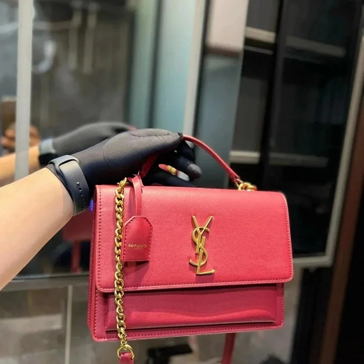 XM01- fashionable bag collection image 3