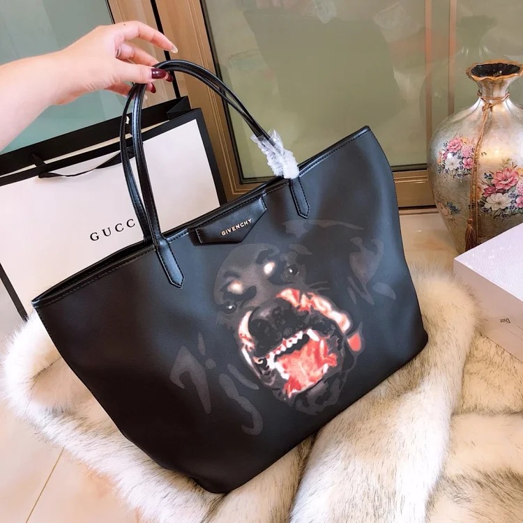G fashion bag