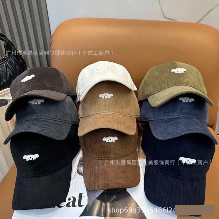 New Fashion Simple Solid Color Baseball Hat Women's Summer Korean Face Revealing Small Peaked Cap Men's Couple Hat Wholesale