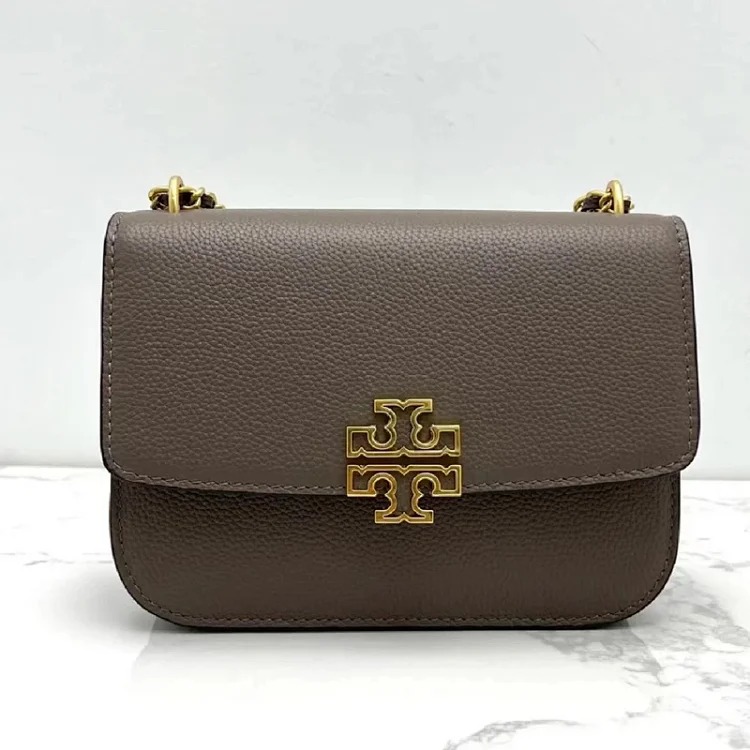Torty Burch new tofu bag chain shoulder armpit bag high-end fashion versatile portable small square bag for women(pic4) Torty Burch new tofu bag chain shoulder armpit bag high-end fashion versatile portable small square bag for women
