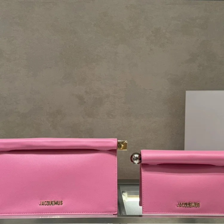 Flip envelope envelope bag 2026 new Jacquemus magnetic roll cover minimalist style bag shoulder crossbody women's bag light luxury image 4
