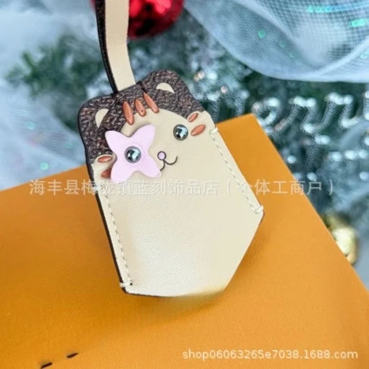 Hermes New cross-border best-selling Vivian keychain sunflower bag charm personalized leather bag chain one generation