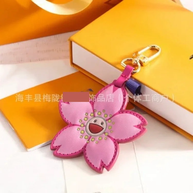 Hermes New cross-border best-selling Vivian keychain sunflower bag charm personalized leather bag chain one generation