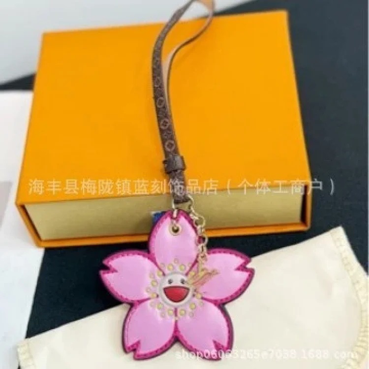 Hermes New cross-border best-selling Vivian keychain sunflower bag charm personalized leather bag chain one generation