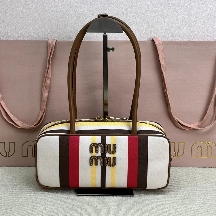 PraÓda Flou Tote Bag image 6