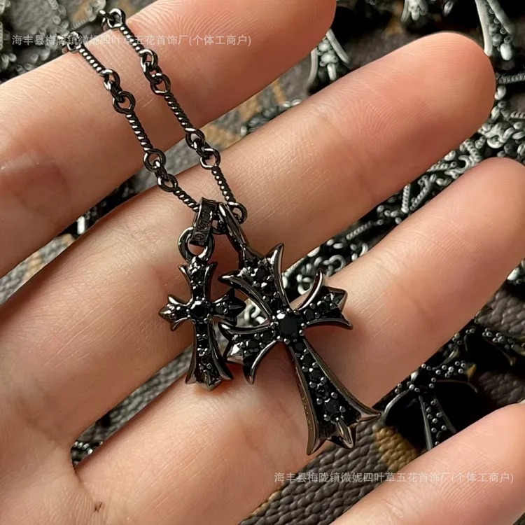 Chanel Crowe double cross necklace couple's same style diamond-plated 18K gold double pin pendant clavicle chain sweater chain image 6