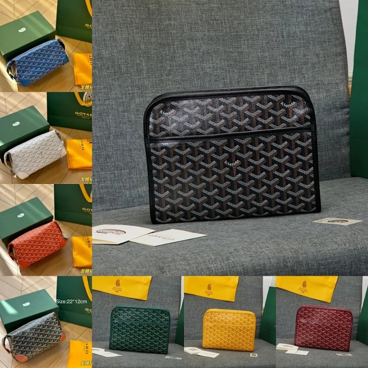 Fashionable and versatile toiletry bag