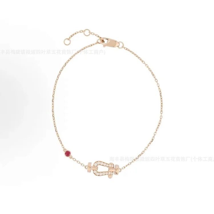 Fei F's Horseshoe Buckle Diamond Necklace Plated 18K Gold Full Diamond Mini Clavicle Chain Nautical Buckle Chinese Valentine's Day Gift Couple