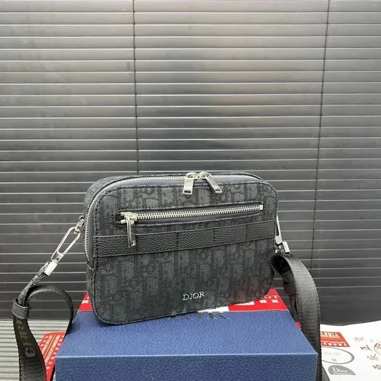Small square bag, camera bag, si01： image 6
