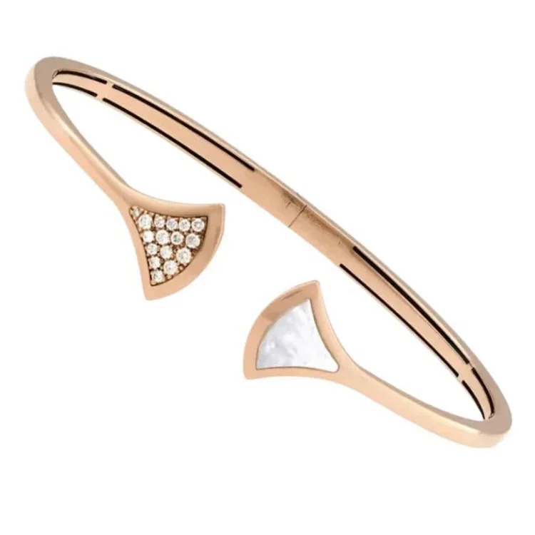 Skirt natural mother-of-pearl bracelet Chinese Valentine's Day small fan fan-shaped white green ruby inlaid diamond bracelet jewelry for women