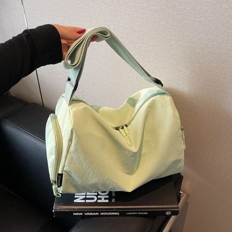 Japanese and Korean women's bags large-capacity crossbody bag women's high-end sports short-distance travel casual nylon shoulder bag