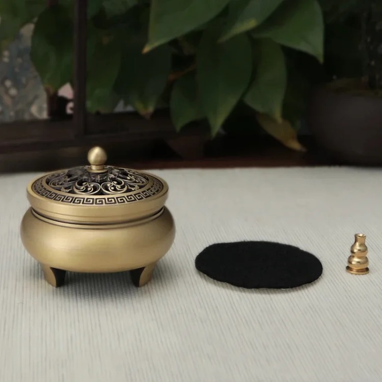 Copper incense burner indoor household incense pure brass three-legged incense burner incense insert antique incense coil incense coil incense burner wholesale
