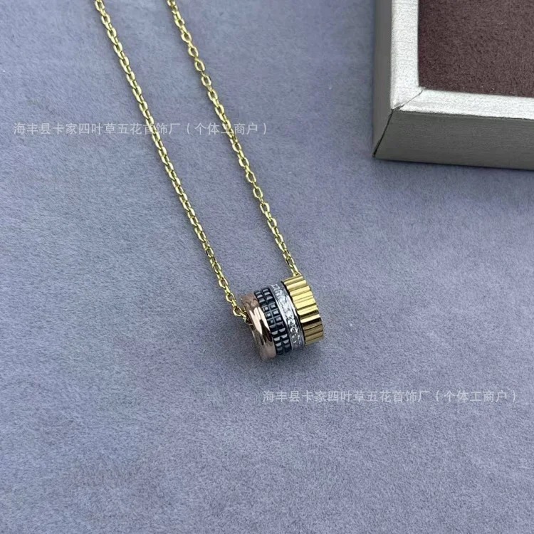 Bao Shijia high with diamond Xiao Zhan black and white blue and red ceramic necklace for men and women Bao V gold electroplating 18K Poetry Dragon Kunling