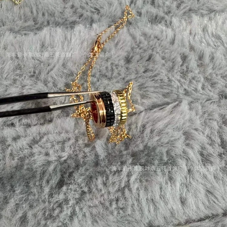 Bao Shijia high with diamond Xiao Zhan black and white blue and red ceramic necklace for men and women Bao V gold electroplating 18K Poetry Dragon Kunling image 6
