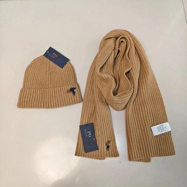 Knitted hat scarf black and white gray classic sports couple style