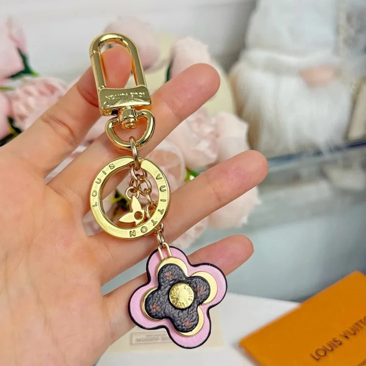 XXX-LYWD petal buckle bag pendant keychain-3642