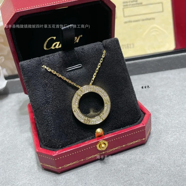 Big cake love full diamond necklace full of stars V gold high plated 18k rose gold does not fade light luxury luxury image 3