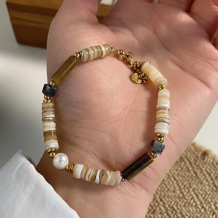 Freshwater Pearl Mixed Color Shell Bead Necklace Women's Fashion Maillard Tiger Eye Stone Niche Temperament Internet Celebrity Clavicle Chain