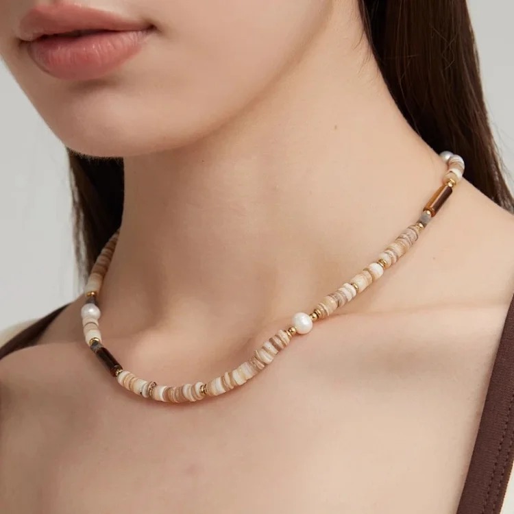 Freshwater Pearl Mixed Color Shell Bead Necklace Women's Fashion Maillard Tiger Eye Stone Niche Temperament Internet Celebrity Clavicle Chain