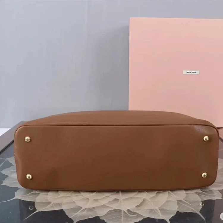 2024miu new retro versatile belt buckle shoulder tote bag large capacity portable briefcase shopping bag