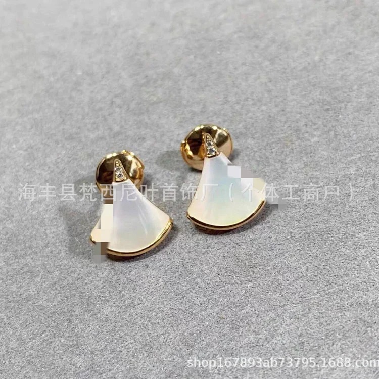 High Baogejia fan-shaped mini skirt earrings plated with 18k rose gold, mother-of-pearl, chalcedony, agate, sterling silver, 520 gift image 4