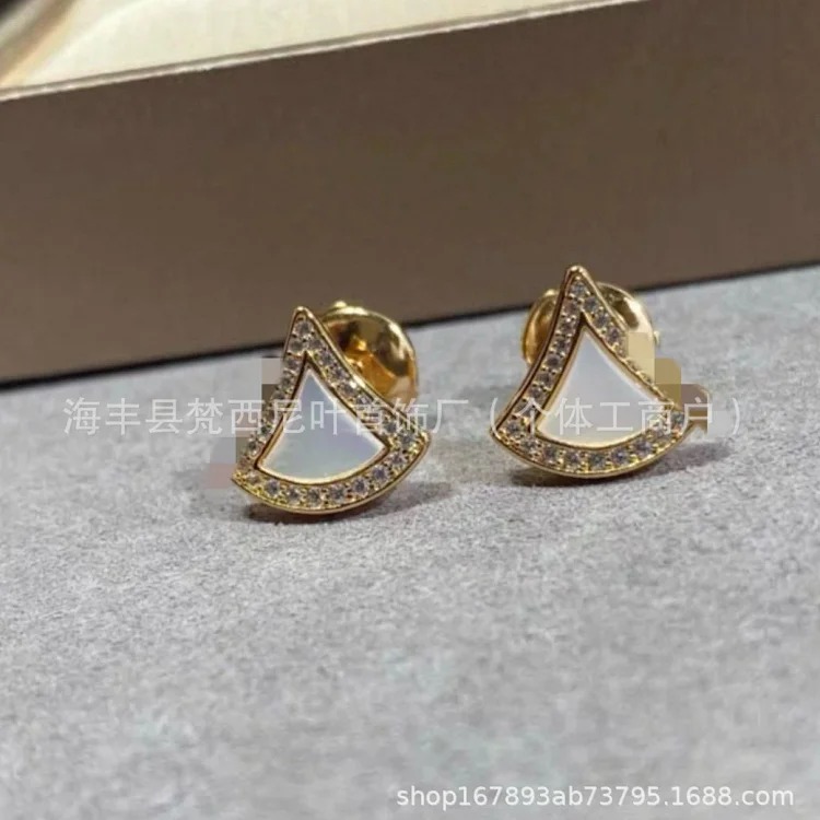 High Baogejia fan-shaped mini skirt earrings plated with 18k rose gold, mother-of-pearl, chalcedony, agate, sterling silver, 520 gift image 6