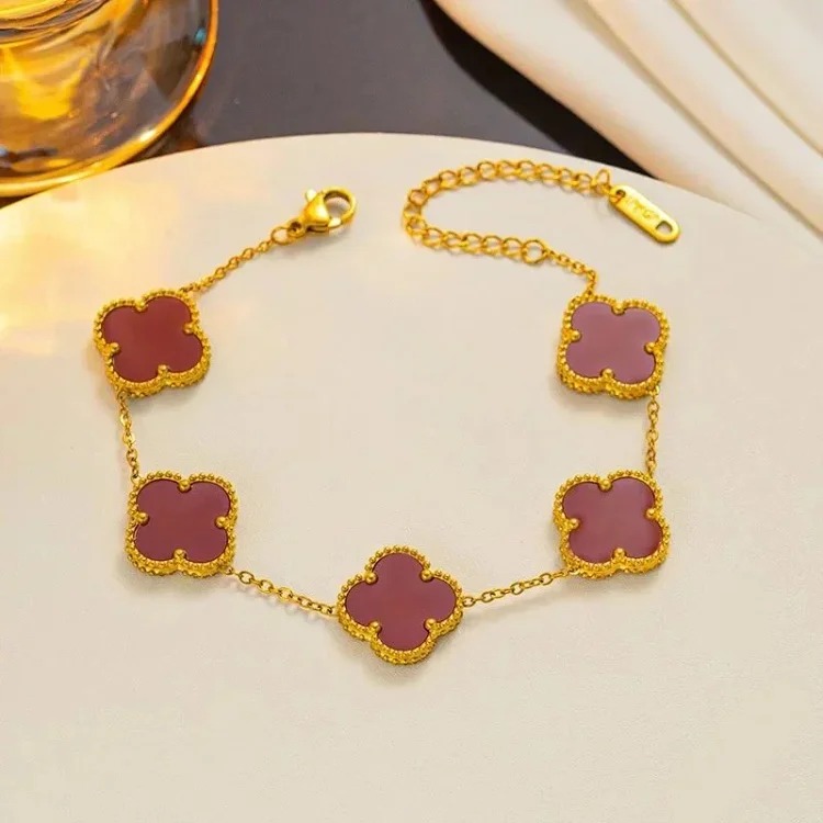 Four-leafcloverpendant bracelet necklace earrings collection
