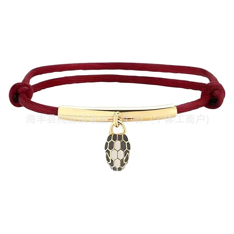 V gold high Baojia fan-shaped skirt Year of the Snake red rope freely adjustable bracelet manufacturer wholesale red bean red bean bracelet