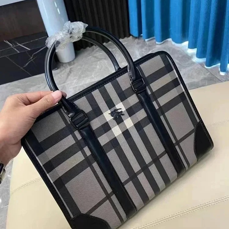 YY12-Fashionable plaid classic business men's handbag image 3
