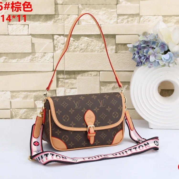 Classic Stylish Leather Handbag-CY image 3