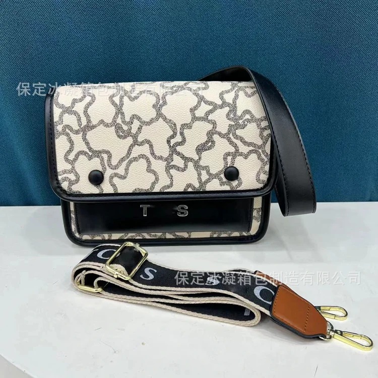 New personalized pattern contrasting color popular letter small square bag crossbody bag image 3