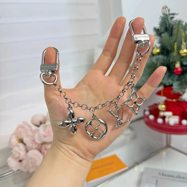 XXX-LYWD metal chain flower and letter string bag chain bag pendant-4010