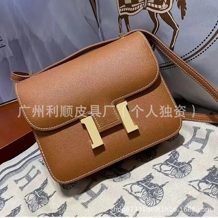Foreign trade Guangzhou high-quality H buckle stewardess bag Kangkang small square bag EP genuine leather palm print tofu bag single shoulder crossbody womens bag(pic4) Foreign trade Guangzhou high-quality H buckle stewardess bag Kangkang small square bag EP genuine leather palm print tofu bag single shoulder crossbody women's bag