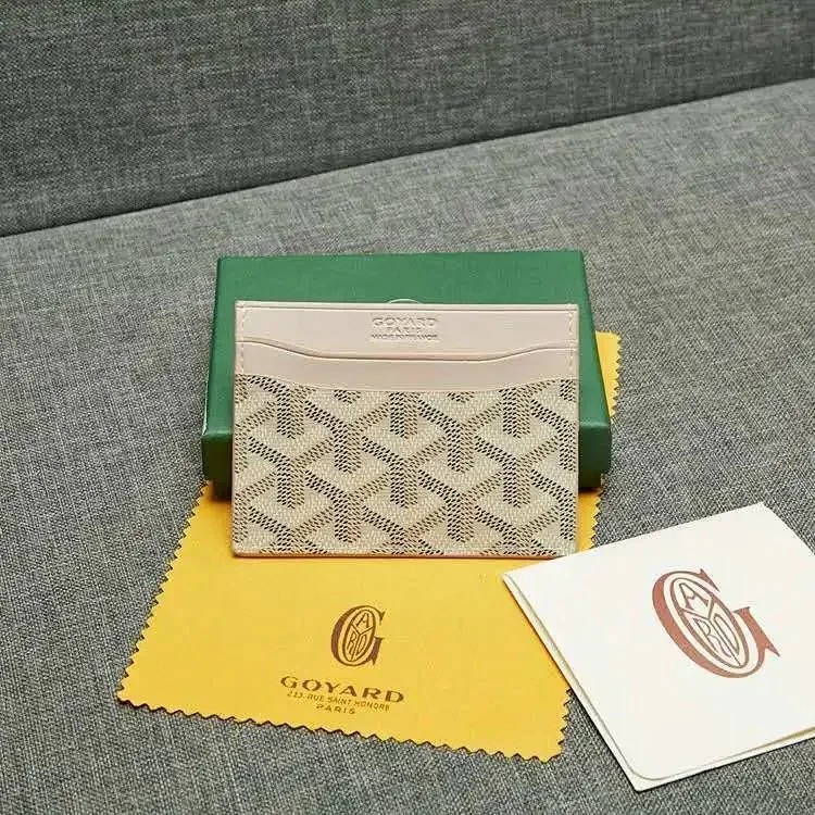 GY card bag image 3
