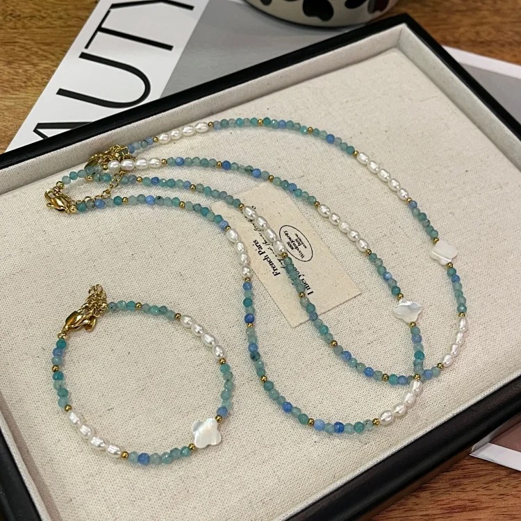 Aquamarine natural stone mother-of-pearl clover necklace temperament freshwater pearl shell blue and green beaded small fresh necklace