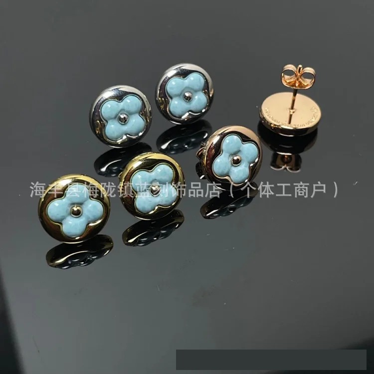 High Tianhe color round flower necklace pendant for women light luxury niche design clavicle chain manufacturer direct sale