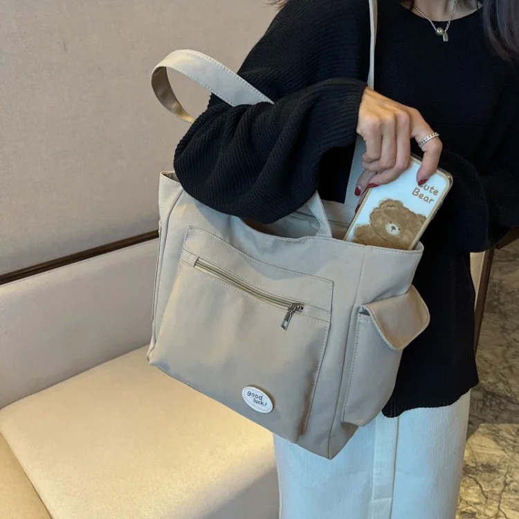 Solid Color Women's Shoulder Bag Casual Large Capacity Tote Bag Women's New Versatile Commuting Tuition Portable Crossbody Bag