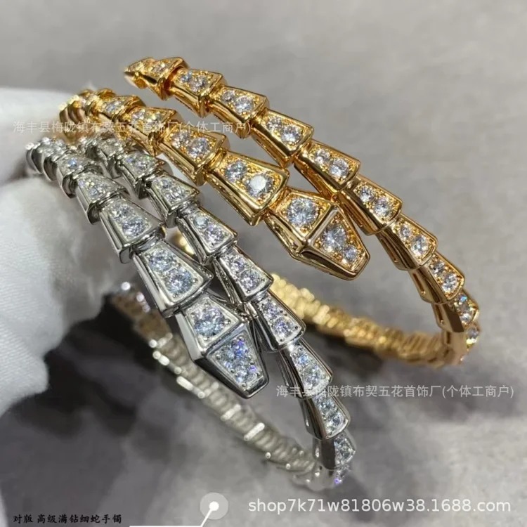 V gold high Baojia spring full diamond snake bracelet snake bone tail diamond CNC carved and plated 18K rose gold