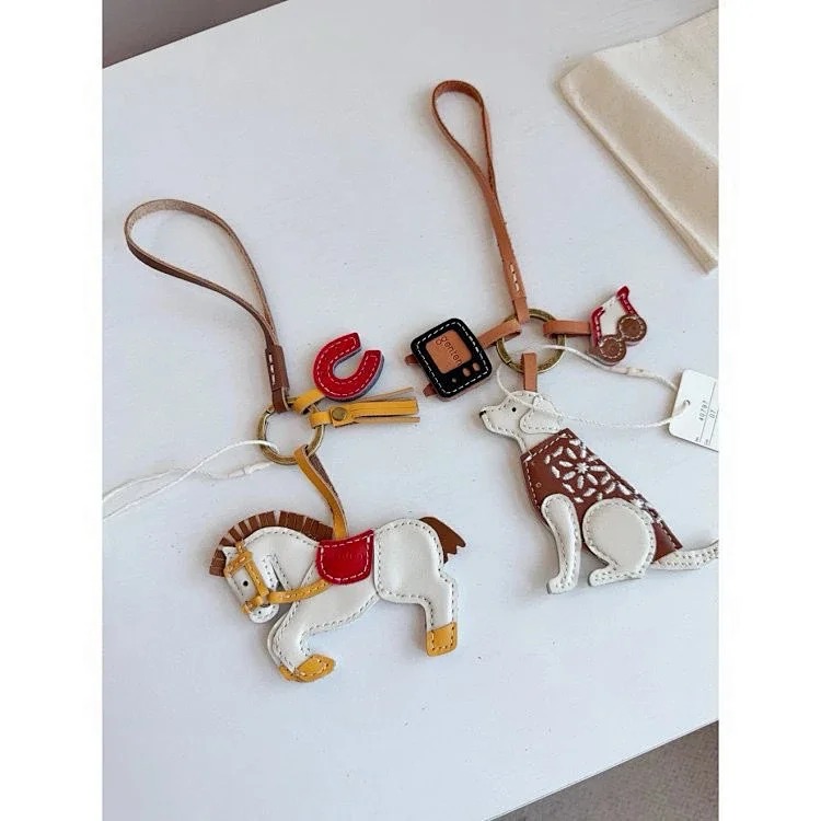 Japanese niche brand genten made of cowhide, handmade pendants, keychains, bag accessories