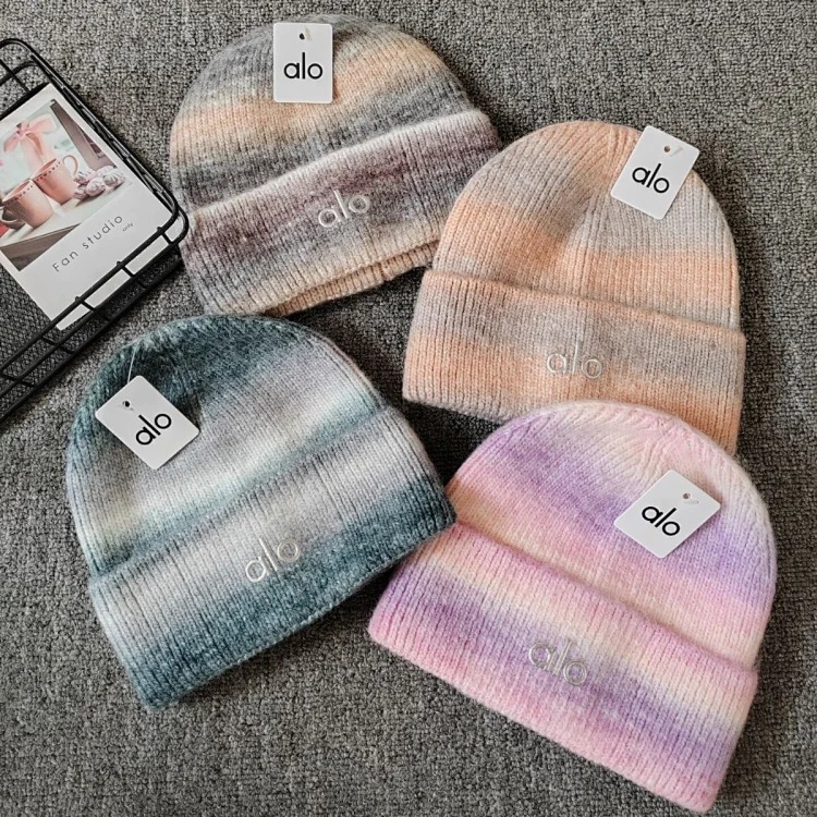 Gradient knitted hat