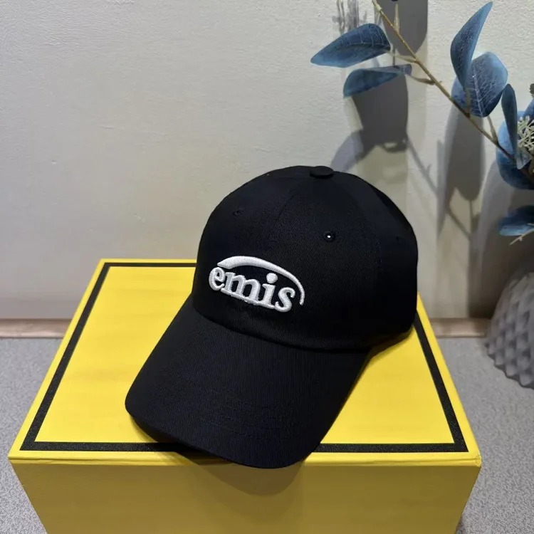 Korean hat baseball cap peaked cap men and women same style four seasons multi-color large head solid color soft top navy blue sports hat