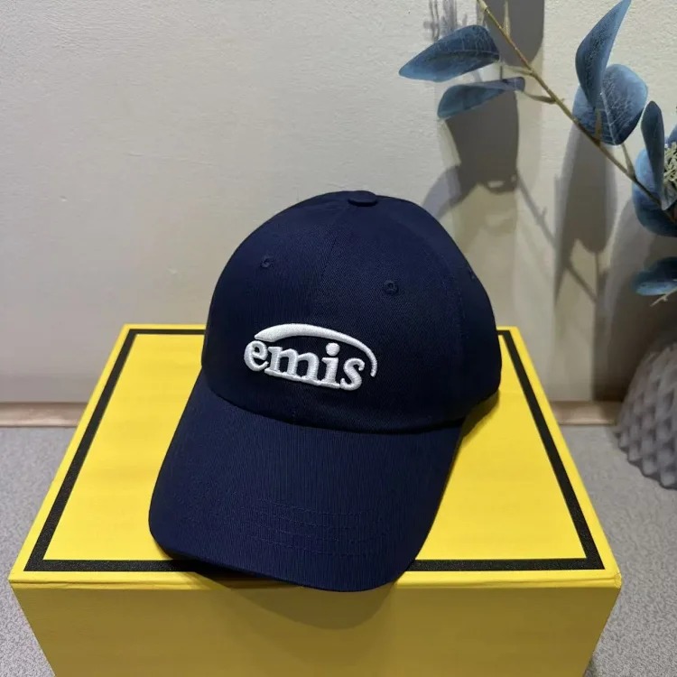 Korean hat baseball cap peaked cap men and women same style four seasons multi-color large head solid color soft top navy blue sports hat