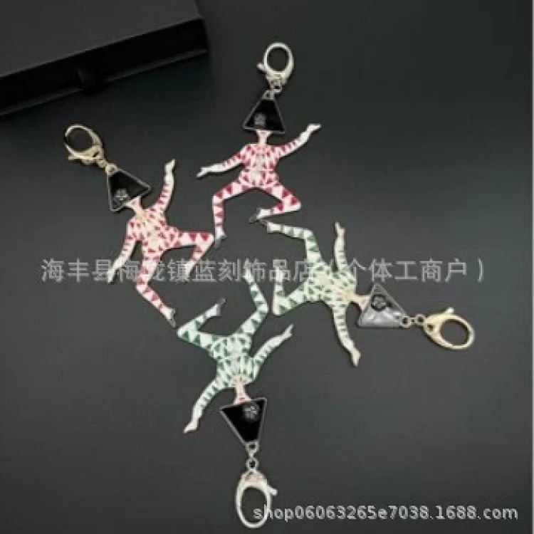 Xiaoxiangjia New Tricorn Hat Human Shape Keychain Christmas Series One Piece Dropshipping